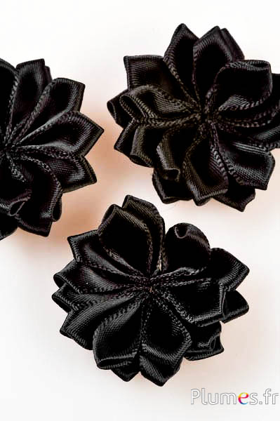 Fleurs en Satin - diam. 3 cm - noir